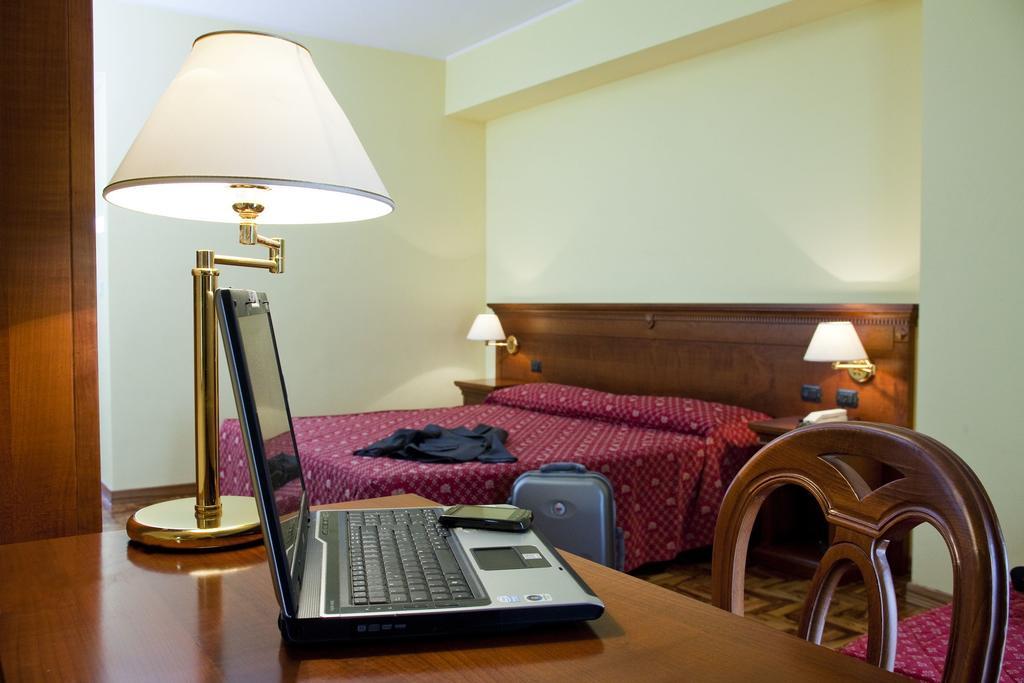 Albergo Ristorante Uliveto Veroli 客房 照片