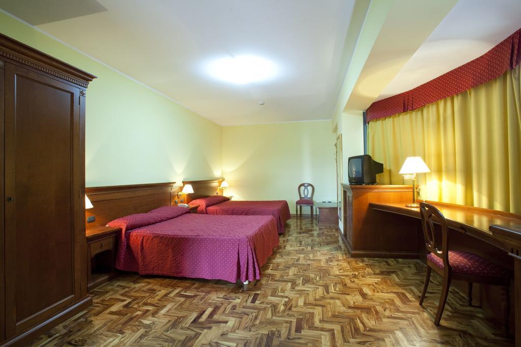 Albergo Ristorante Uliveto Veroli 客房 照片