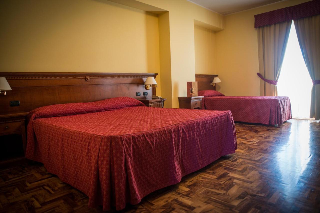 Albergo Ristorante Uliveto Veroli 外观 照片